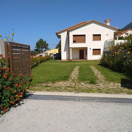 Rooms Peregrinos B Casa Alicia Rosal Εξωτερικό φωτογραφία