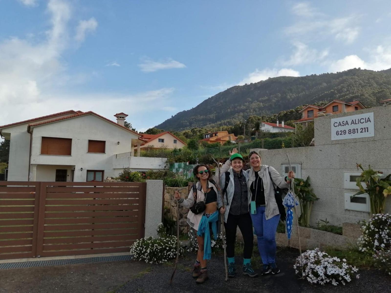 Rooms Peregrinos B Casa Alicia Rosal Εξωτερικό φωτογραφία