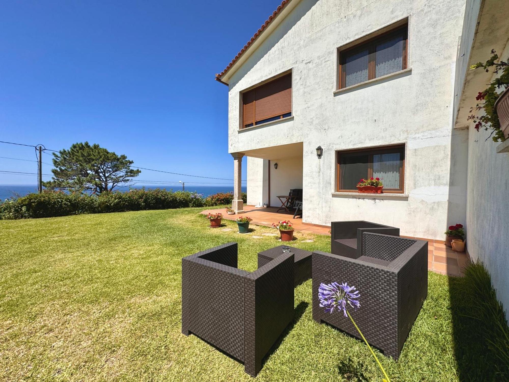 Rooms Peregrinos B Casa Alicia Rosal Εξωτερικό φωτογραφία