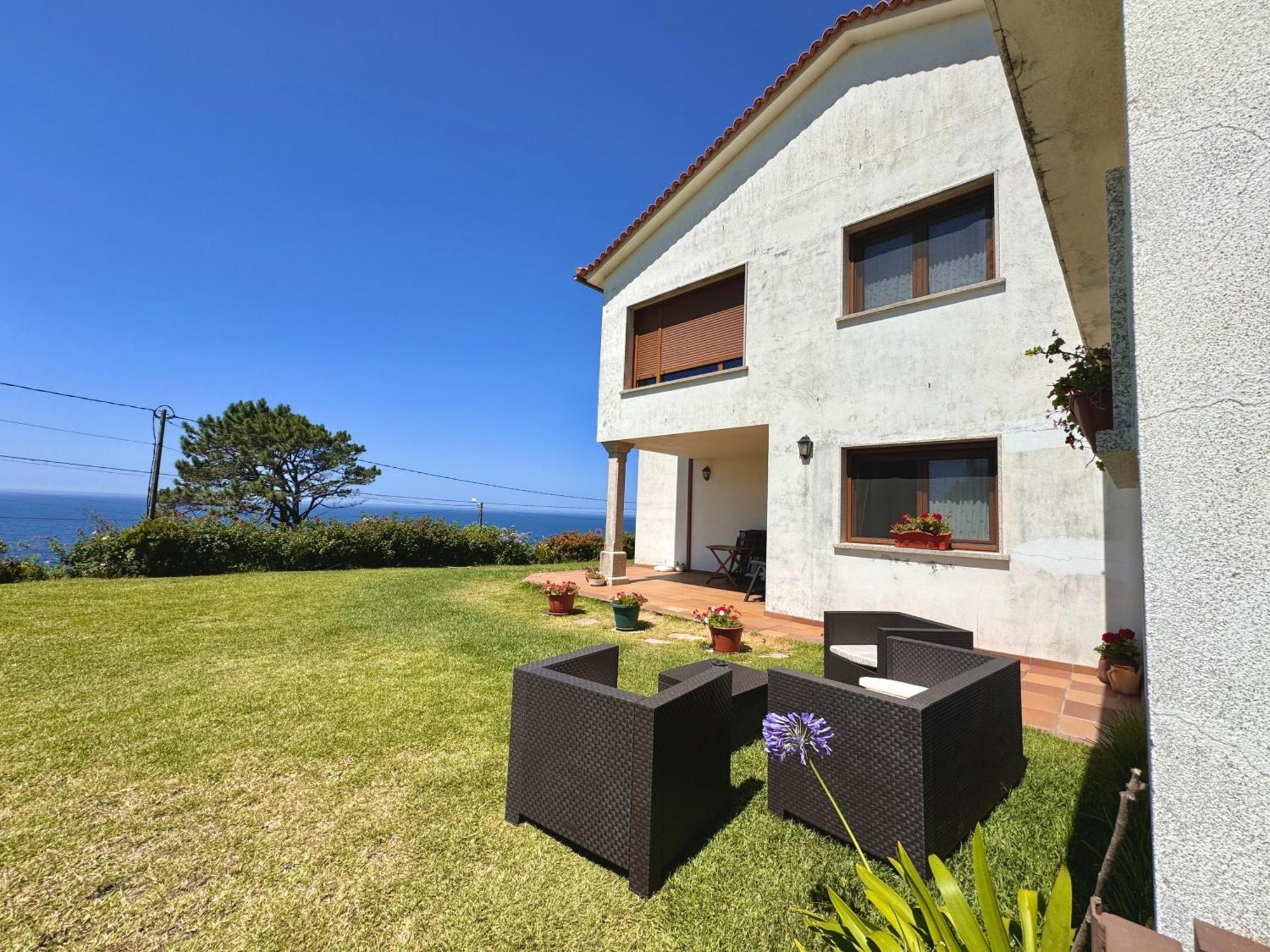 Rooms Peregrinos B Casa Alicia Rosal Εξωτερικό φωτογραφία